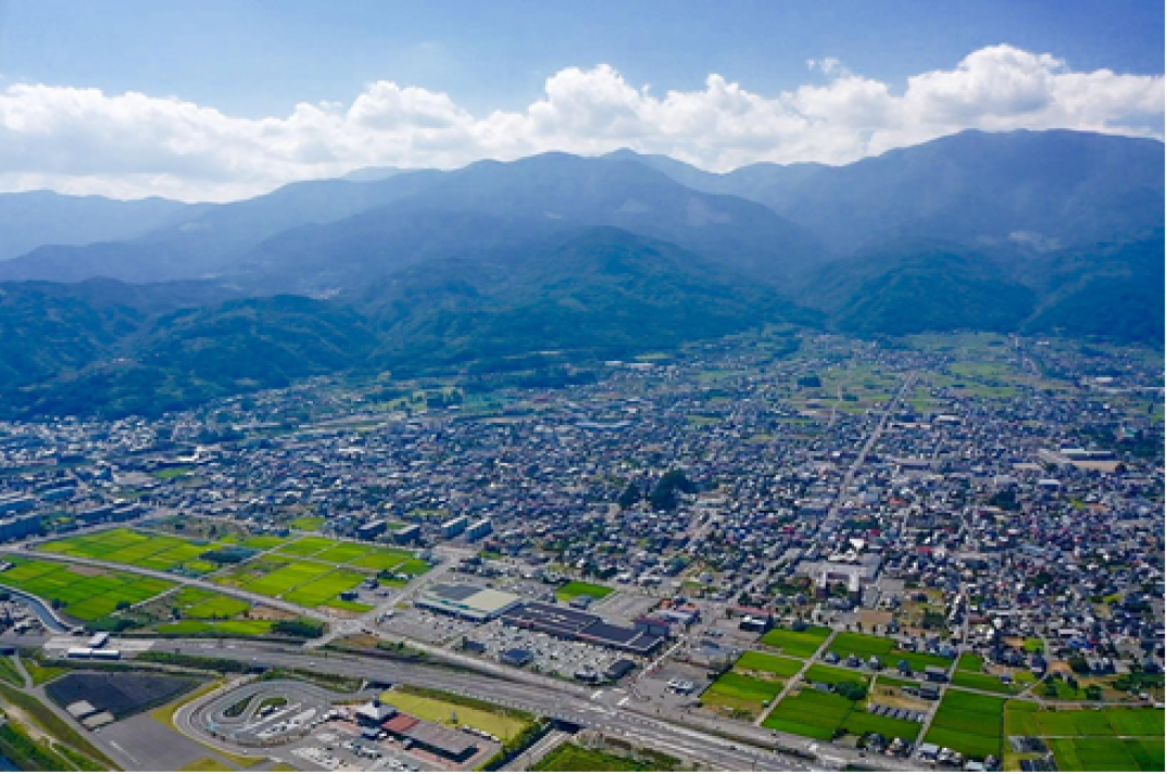 富士川上空から見た富士川町